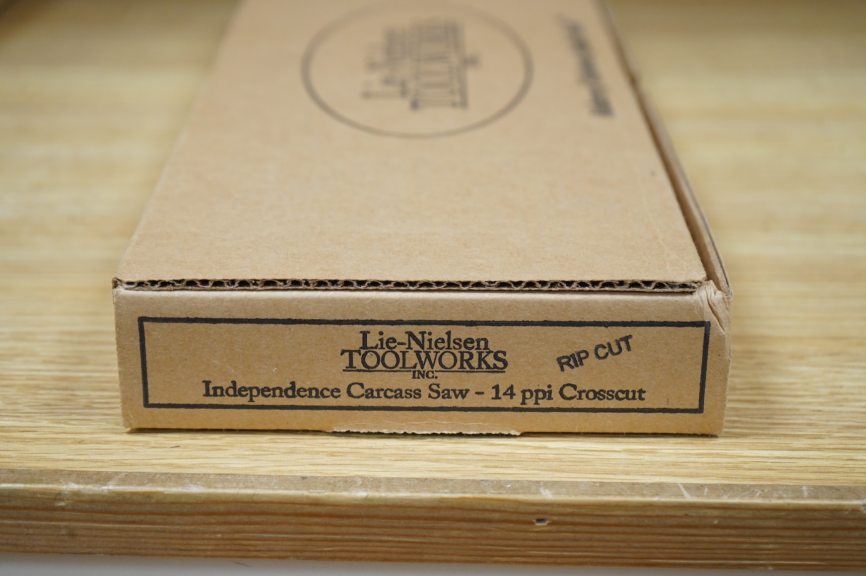 A boxed Lie Nielsen Toolworks 14ppi carcass saw (rip cut)